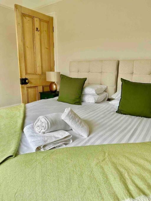 Garden Apartment, Central Harrogate With Parking エクステリア 写真