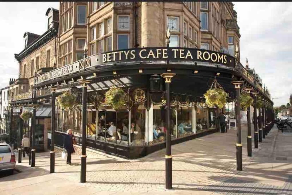 Garden Apartment, Central Harrogate With Parking エクステリア 写真